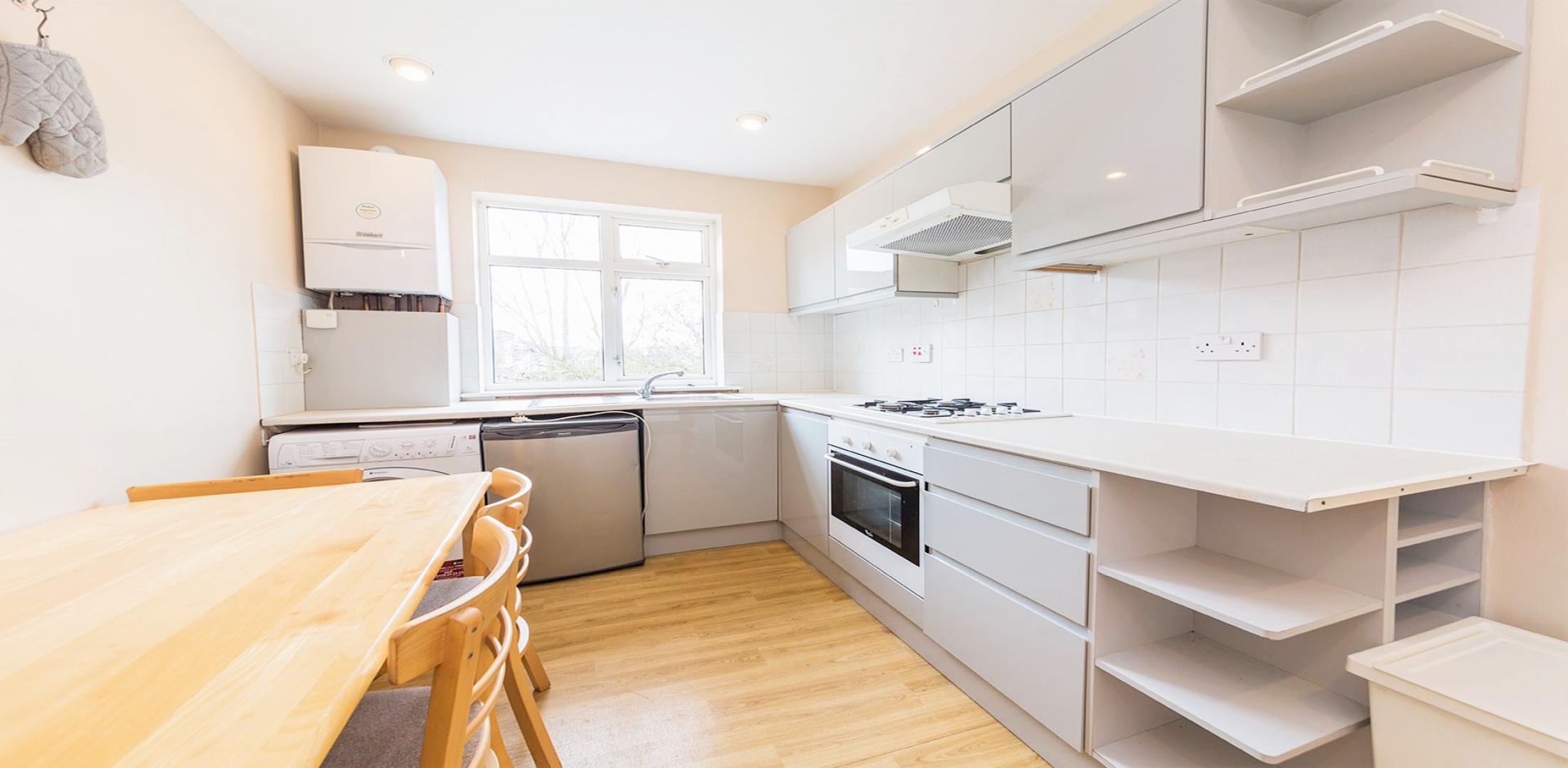 Modern Apartment Dollis Hill Lane, Dollis Hill